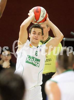 Basketball Bundesliga. Woerthersee Piraten gegen Ece Bulls Kapfenberg.  Marco Breithuber (Piraten). Klagenfurt, 11.12.2010.
Foto:  Kuess

---
pressefotos, pressefotografie, kuess, qs, qspictures, sport, bild, bilder, bilddatenbank