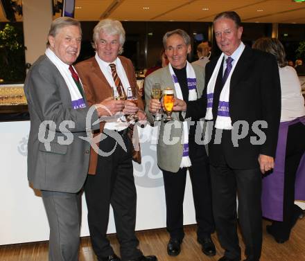 Fussball. SK Austria Kaernten. Legendentreffen.  Hans Buzek, Alois Jagodic, Franz Hasil, Walter Ludescher. Klagenfurt, am 16.12.2010.
Foto: Kuess
---
pressefotos, pressefotografie, kuess, qs, qspictures, sport, bild, bilder, bilddatenbank