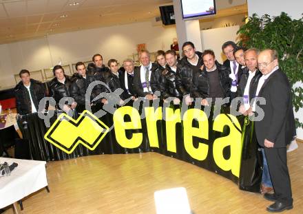 Fussball. SK Austria Kaernten. Legendentreffen.  Klagenfurt, am 16.12.2010.
Foto: Kuess
---
pressefotos, pressefotografie, kuess, qs, qspictures, sport, bild, bilder, bilddatenbank