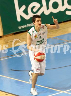 Basketball Bundesliga. Woerthersee Piraten gegen WBC Raiffeisen Wels. Martin Breithuber (Piraten). Klagenfurt, 18.12.2010.
Foto:  Kuess

---
pressefotos, pressefotografie, kuess, qs, qspictures, sport, bild, bilder, bilddatenbank