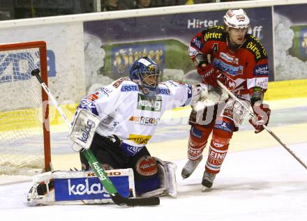 EBEL. Eishockey Bundesliga. KAC gegen VSV. Markus Pirmann, (KAC), Bernhard Starkbaum (VSV). Klagenfurt, am 21.12.2010.
Foto: Kuess 

---
pressefotos, pressefotografie, kuess, qs, qspictures, sport, bild, bilder, bilddatenbank