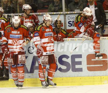 EBEL. Eishockey Bundesliga. KAC gegen VSV. Peter Ratchuk, David Schuller, Mike Craig (KAC). Klagenfurt, am 21.12.2010.
Foto: Kuess 

---
pressefotos, pressefotografie, kuess, qs, qspictures, sport, bild, bilder, bilddatenbank