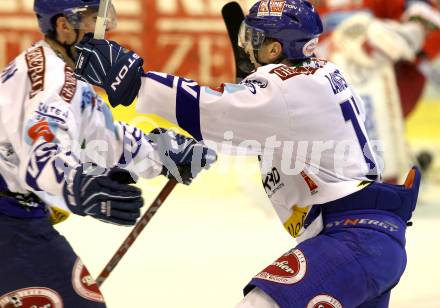 EBEL. Eishockey Bundesliga. KAC gegen VSV. Jubel Joshua Langfeld (VSV). Klagenfurt, am 21.12.2010.
Foto: Kuess 

---
pressefotos, pressefotografie, kuess, qs, qspictures, sport, bild, bilder, bilddatenbank