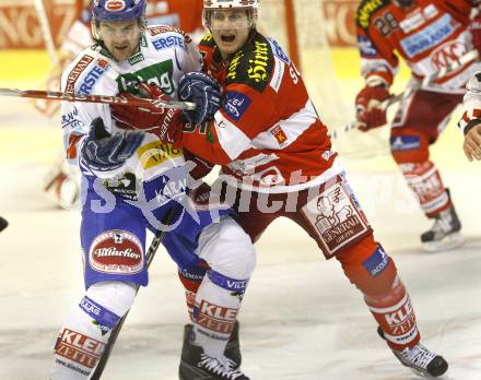 EBEL. Eishockey Bundesliga. KAC gegen VSV. David Schuller,(KAC),  Jonathan Ferland (VSV). Klagenfurt, am 21.12.2010.
Foto: Kuess 

---
pressefotos, pressefotografie, kuess, qs, qspictures, sport, bild, bilder, bilddatenbank