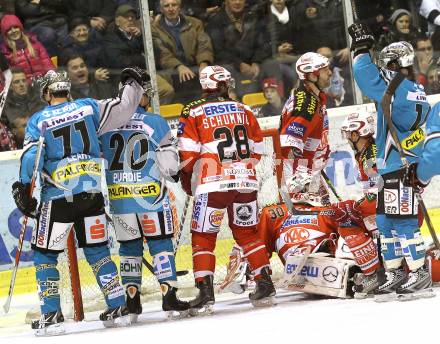 EBEL. Eishockey Bundesliga. EC KAC gegen EHC LIWEST Black Wings Linz. Torjubel Linz. Klagenfurt, am 23.12.2010.
Foto: Kuess 

---
pressefotos, pressefotografie, kuess, qs, qspictures, sport, bild, bilder, bilddatenbank