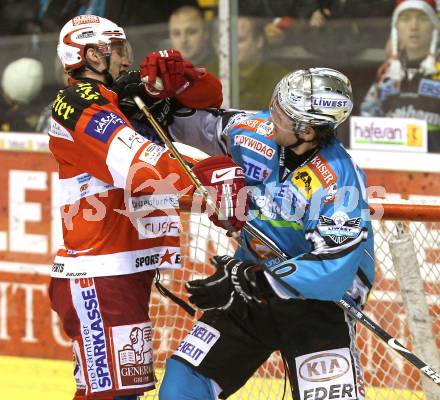 EBEL. Eishockey Bundesliga. EC KAC gegen EHC LIWEST Black Wings Linz. Gregor Hager, (KAC), Reid Cashman (Linz). Klagenfurt, am 23.12.2010.
Foto: Kuess 

---
pressefotos, pressefotografie, kuess, qs, qspictures, sport, bild, bilder, bilddatenbank