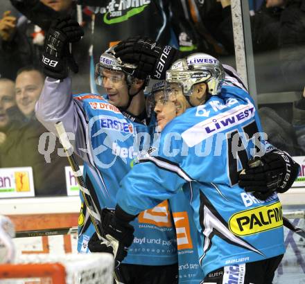 EBEL. Eishockey Bundesliga. EC KAC gegen EHC LIWEST Black Wings Linz. Torjubel Linz. Klagenfurt, am 23.12.2010.
Foto: Kuess 

---
pressefotos, pressefotografie, kuess, qs, qspictures, sport, bild, bilder, bilddatenbank