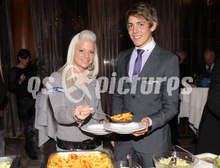 Sportgala. Wahl zum Sportler des Jahres. Tamara Dolzer (Karate), Philipp Orter (Nordische Kombination). Velden, 22.12.2010.
Foto: Kuess 

---
pressefotos, pressefotografie, kuess, qs, qspictures, sport, bild, bilder, bilddatenbank