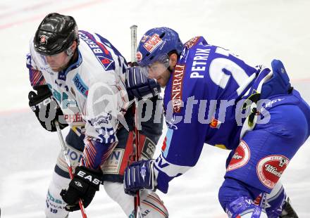 EBEL. Eishockey Bundesliga. EC Pasut VSV gegen  Alba Volan SAPA Fehervar AV19. Nikolas Petrik,  (VSV), Eric Johansson (Alba Volan). Villach, am 26.12.2010.
Foto: Kuess 


---
pressefotos, pressefotografie, kuess, qs, qspictures, sport, bild, bilder, bilddatenbank