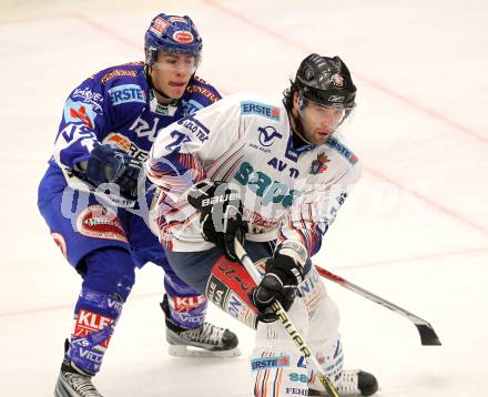 EBEL. Eishockey Bundesliga. EC Pasut VSV gegen  Alba Volan SAPA Fehervar AV19. Nico Toff, (VSV), Arpad Mihaly  (Alba Volan). Villach, am 26.12.2010.
Foto: Kuess 


---
pressefotos, pressefotografie, kuess, qs, qspictures, sport, bild, bilder, bilddatenbank