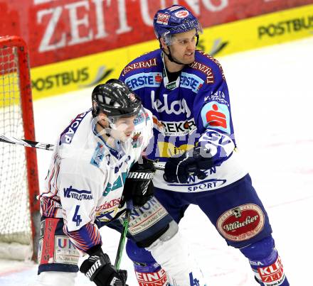 EBEL. Eishockey Bundesliga. EC Pasut VSV gegen  Alba Volan SAPA Fehervar AV19. Michael Martin, (VSV), Andras Horvath  (Alba Volan). Villach, am 26.12.2010.
Foto: Kuess 


---
pressefotos, pressefotografie, kuess, qs, qspictures, sport, bild, bilder, bilddatenbank