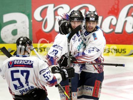 EBEL. Eishockey Bundesliga. EC Pasut VSV gegen  Alba Volan SAPA Fehervar AV19.  Torjubel Alba Volan. Villach, am 26.12.2010.
Foto: Kuess 


---
pressefotos, pressefotografie, kuess, qs, qspictures, sport, bild, bilder, bilddatenbank