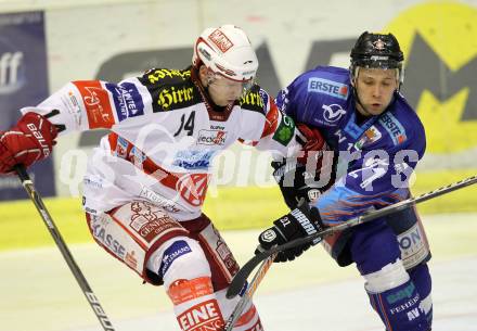 EBEL. Eishockey Bundesliga. EC KAC gegen Alba Volan SAPA Fehervar AV19. Johannes Reichel (KAC), KOVACS Csaba  (Alba Volan). Klagenfurt, am 28.12.2010.
Foto: Kuess 

---
pressefotos, pressefotografie, kuess, qs, qspictures, sport, bild, bilder, bilddatenbank