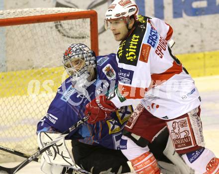 EBEL. Eishockey Bundesliga. EC KAC gegen Alba Volan SAPA Fehervar AV19. Tyler Spurgeon (KAC), HETENYI  Zoltan  (Alba Volan). Klagenfurt, am 28.12.2010.
Foto: Kuess 

---
pressefotos, pressefotografie, kuess, qs, qspictures, sport, bild, bilder, bilddatenbank