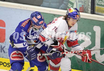 EBEL. Eishockey Bundesliga. EC Rekordfenster VSV gegen Red Bull Salzburg. Nikolas Petrik (VSV), Markus Poeck (Salzburg). Villach, am 30.12.2010.
Foto: Kuess
---
pressefotos, pressefotografie, kuess, qs, qspictures, sport, bild, bilder, bilddatenbank