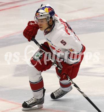 EBEL. Eishockey Bundesliga. EC Rekordfenster VSV gegen Red Bull Salzburg. Thomas Raffl (Salzburg). Villach, am 30.12.2010.
Foto: Kuess
---
pressefotos, pressefotografie, kuess, qs, qspictures, sport, bild, bilder, bilddatenbank