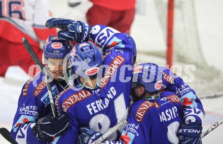 EBEL. Eishockey Bundesliga. EC Rekordfenster VSV gegen Red Bull Salzburg. Torjubel (VSV). Villach, am 30.12.2010.
Foto: Kuess
---
pressefotos, pressefotografie, kuess, qs, qspictures, sport, bild, bilder, bilddatenbank