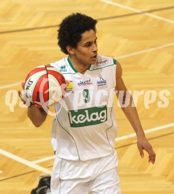 Basketball Bundesliga. Woerthersee Piraten gegen WBC Raiffeisen Wels.  Samuel Bachlechner (Piraten). Klagenfurt, 18.12.2010.
Foto:  Kuess

---
pressefotos, pressefotografie, kuess, qs, qspictures, sport, bild, bilder, bilddatenbank