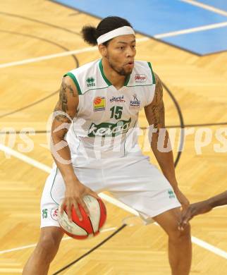 Basketball Bundesliga. Woerthersee Piraten gegen WBC Raiffeisen Wels.  Thomas Kennedy (Piraten). Klagenfurt, 18.12.2010.
Foto:  Kuess

---
pressefotos, pressefotografie, kuess, qs, qspictures, sport, bild, bilder, bilddatenbank