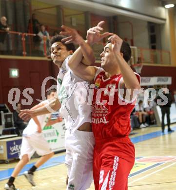 Basketball Bundesliga. Woerthersee Piraten gegen Arkadia Traiskirchen Lions.  Samuel Bachlechner (Piraten), Drenovac Djordje (Traiskirchen). Klagenfurt, 2.1.2011.
Foto:  Kuess

---
pressefotos, pressefotografie, kuess, qs, qspictures, sport, bild, bilder, bilddatenbank