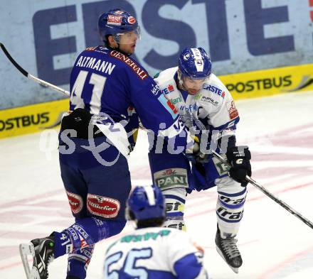 EBEL. Eishockey Bundesliga. EC Rekordfenster VSV gegen KHL Medvescak Zagreb. Mario Altmann, (VSV), Alkan Letang (Zagreb). Villach, am 2.1.2011.
Foto: Kuess

---
pressefotos, pressefotografie, kuess, qs, qspictures, sport, bild, bilder, bilddatenbank