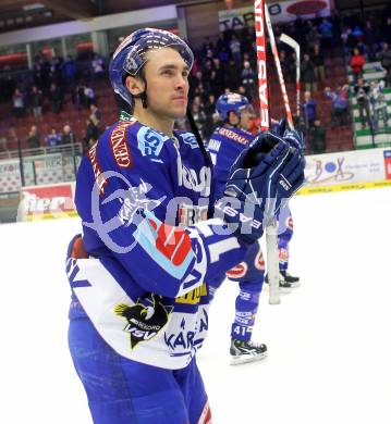 EBEL. Eishockey Bundesliga. EC Rekordfenster VSV gegen KHL Medvescak Zagreb. Jubel Joshua Langfeld (VSV). Villach, am 2.1.2011.
Foto: Kuess

---
pressefotos, pressefotografie, kuess, qs, qspictures, sport, bild, bilder, bilddatenbank