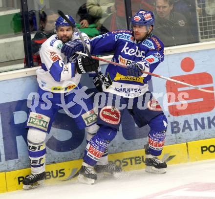 EBEL. Eishockey Bundesliga. EC Rekordfenster VSV gegen KHL Medvescak Zagreb. Kevin Mitchell, (VSV), Miroslav Brumercik (Zagreb). Villach, am 2.1.2011.
Foto: Kuess

---
pressefotos, pressefotografie, kuess, qs, qspictures, sport, bild, bilder, bilddatenbank