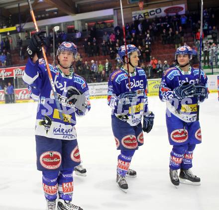 EBEL. Eishockey Bundesliga. EC Rekordfenster VSV gegen KHL Medvescak Zagreb. Jubel Michael Raffl Stefan Bacher, Christof Martinz (VSV). Villach, am 2.1.2011.
Foto: Kuess

---
pressefotos, pressefotografie, kuess, qs, qspictures, sport, bild, bilder, bilddatenbank