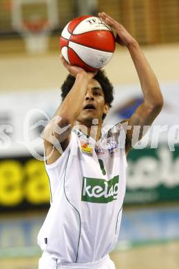 Basketball Bundesliga. Woerthersee Piraten gegen Arkadia Traiskirchen Lions.  Samuel Bachlechner (Piraten). Klagenfurt, 2.1.2011.
Foto:  Kuess

---
pressefotos, pressefotografie, kuess, qs, qspictures, sport, bild, bilder, bilddatenbank