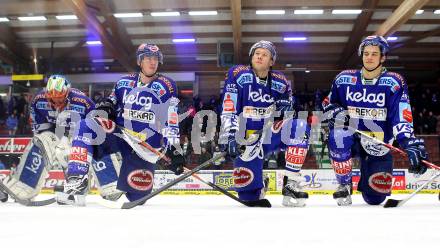 EBEL. Eishockey Bundesliga. EC Rekordfenster VSV gegen KHL Medvescak Zagreb. Gert Prohaska, Michael Raffl, Matt Ryan, Stefan Bacher (VSV). Villach, am 2.1.2011.
Foto: Kuess

---
pressefotos, pressefotografie, kuess, qs, qspictures, sport, bild, bilder, bilddatenbank