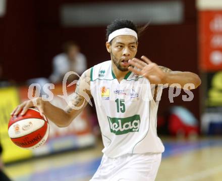 Basketball Bundesliga. Woerthersee Piraten gegen Arkadia Traiskirchen Lions.  Thomas Kennedy (Piraten). Klagenfurt, 2.1.2011.
Foto:  Kuess

---
pressefotos, pressefotografie, kuess, qs, qspictures, sport, bild, bilder, bilddatenbank