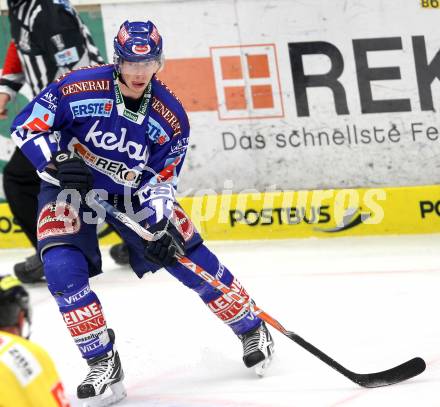 EBEL. Eishockey Bundesliga. EC Rekordfenster VSV gegen Vienna Capitals. Michael Raffl (VSV). Villach, am 4.1.2011.
Foto: Kuess

---
pressefotos, pressefotografie, kuess, qs, qspictures, sport, bild, bilder, bilddatenbank