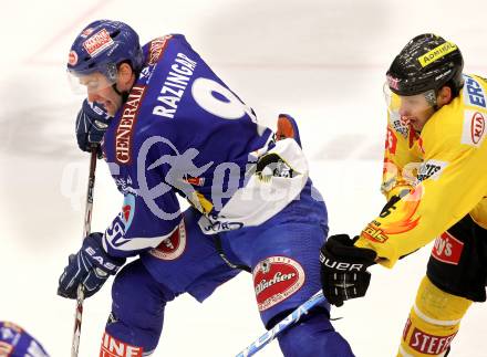 EBEL. Eishockey Bundesliga. EC Rekordfenster VSV gegen Vienna Capitals. Tomaz Razingar, (VSV), Francois Fortier (Vienna). Villach, am 4.1.2011.
Foto: Kuess

---
pressefotos, pressefotografie, kuess, qs, qspictures, sport, bild, bilder, bilddatenbank