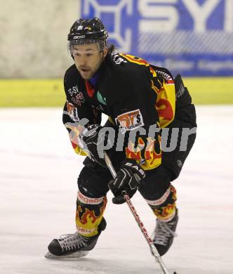 Eishockey Carinthian Hockey League. CHL. EC Tarco Woelfe gegen EC SV Spittal. Daniel Kudler (Spittal). Klagenfurt, am 5.1.2011.
Foto: Kuess
---
pressefotos, pressefotografie, kuess, qs, qspictures, sport, bild, bilder, bilddatenbank