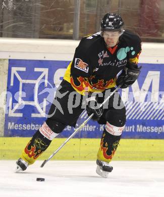 Eishockey Carinthian Hockey League. CHL. EC Tarco Woelfe gegen EC SV Spittal. Jaromir Smatrala (Spittal). Klagenfurt, am 5.1.2011.
Foto: Kuess
---
pressefotos, pressefotografie, kuess, qs, qspictures, sport, bild, bilder, bilddatenbank