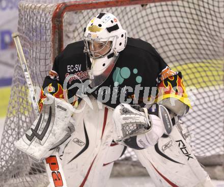 Eishockey Carinthian Hockey League. CHL. EC Tarco Woelfe gegen EC SV Spittal. Michael Mayer (Spittal). Klagenfurt, am 5.1.2011.
Foto: Kuess
---
pressefotos, pressefotografie, kuess, qs, qspictures, sport, bild, bilder, bilddatenbank