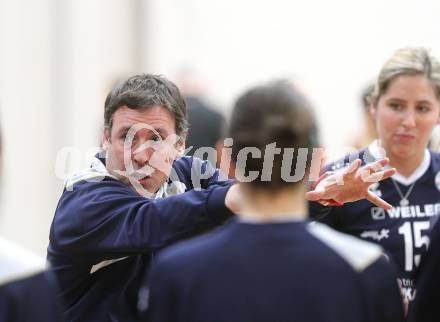 Volleyball MEL. ATSC Wildcats gegen VK Modranska Prostejov. Trainer Helmut Voggenberger (Wildcats). Klagenfurt, 7.1.2011.
Foto: Kuess
---
pressefotos, pressefotografie, kuess, qs, qspictures, sport, bild, bilder, bilddatenbank