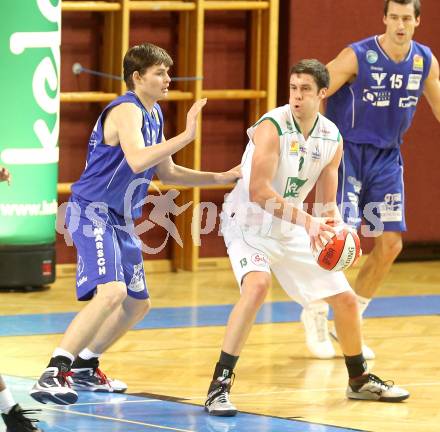 Basketball Bundesliga. Woerthersee Piraten gegen Oberwart Gunners.  Rhinehart Erik (Piraten), Filip Kraemer (Oberwart). Klagenfurt, 9.1.2011.
Foto:  Kuess

---
pressefotos, pressefotografie, kuess, qs, qspictures, sport, bild, bilder, bilddatenbank