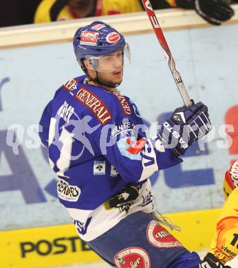 EBEL. Eishockey Bundesliga. EC Rekordfenster VSV gegen Vienna Capitals. Andreas Kristler (VSV). Villach, am 4.1.2011.
Foto: Kuess

---
pressefotos, pressefotografie, kuess, qs, qspictures, sport, bild, bilder, bilddatenbank