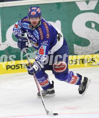 EBEL. Eishockey Bundesliga. EC Rekordfenster VSV gegen Vienna Capitals. Kevin Mitchell (VSV). Villach, am 4.1.2011.
Foto: Kuess

---
pressefotos, pressefotografie, kuess, qs, qspictures, sport, bild, bilder, bilddatenbank