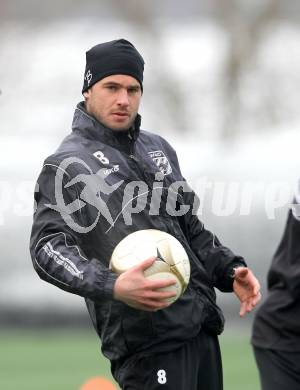 Fussball. WAC/St.Andrae. Trainingsbeginn.  Messner Gernot. St. Andrae, 10.1.2011.
Foto: Kuess
---
pressefotos, pressefotografie, kuess, qs, qspictures, sport, bild, bilder, bilddatenbank