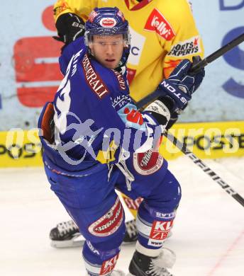 EBEL. Eishockey Bundesliga. EC Rekordfenster VSV gegen Vienna Capitals. Matt Ryan (VSV). Villach, am 4.1.2011.
Foto: Kuess

---
pressefotos, pressefotografie, kuess, qs, qspictures, sport, bild, bilder, bilddatenbank