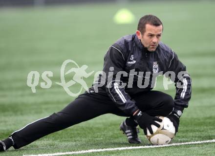 Fussball. WAC/St.Andrae. Trainingsbeginn.  Jochum Hannes. St. Andrae, 10.1.2011.
Foto: Kuess
---
pressefotos, pressefotografie, kuess, qs, qspictures, sport, bild, bilder, bilddatenbank