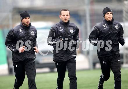 Fussball. WAC/St.Andrae. Trainingsbeginn. Messner Gernot, Jochum Hannes, Korepp Stefan. St. Andrae, 10.1.2011.
Foto: Kuess
---
pressefotos, pressefotografie, kuess, qs, qspictures, sport, bild, bilder, bilddatenbank