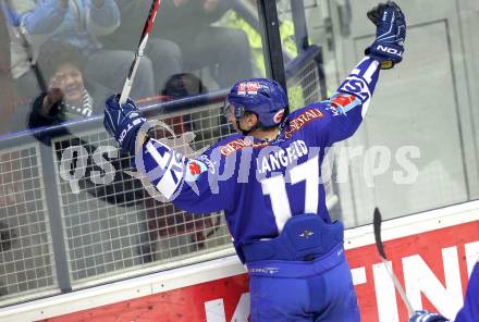 EBEL. Eishockey Bundesliga. EC Rekordfenster VSV gegen SAPA Fehervar AV19. Torjubel Joshua Langfeld (VSV). Villach, am 14.1.2011.
Foto: Kuess

---
pressefotos, pressefotografie, kuess, qs, qspictures, sport, bild, bilder, bilddatenbank