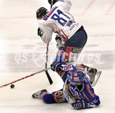 EBEL. Eishockey Bundesliga. EC Rekordfenster VSV gegen SAPA Fehervar AV19. Andreas Kristler, (VSV), David Jobb (Alba Volan). Villach, am 14.1.2011.
Foto: Kuess

---
pressefotos, pressefotografie, kuess, qs, qspictures, sport, bild, bilder, bilddatenbank