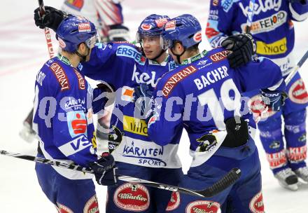 EBEL. Eishockey Bundesliga. EC Rekordfenster VSV gegen SAPA Fehervar AV19. Torjubel Michael Martin, Michael Raffl, Stefan Bacher (VSV). Villach, am 14.1.2011.
Foto: Kuess

---
pressefotos, pressefotografie, kuess, qs, qspictures, sport, bild, bilder, bilddatenbank