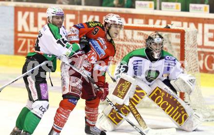 EBEL. Eishockey Bundesliga. EC KAC gegen HDD TILIA Olimpija Ljubljana. Tyler Spurgeon, (KAC), Matej Hocevar, Jan Chabera (Laibach). Klagenfurt, am 16.1.2011.
Foto: Kuess 

---
pressefotos, pressefotografie, kuess, qs, qspictures, sport, bild, bilder, bilddatenbank