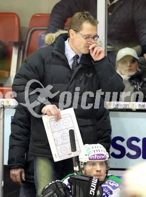 EBEL. Eishockey Bundesliga. EC KAC gegen HDD TILIA Olimpija Ljubljana. Trainer Hannu Jaervenpaeae (Laibach). Klagenfurt, am 16.1.2011.
Foto: Kuess 

---
pressefotos, pressefotografie, kuess, qs, qspictures, sport, bild, bilder, bilddatenbank