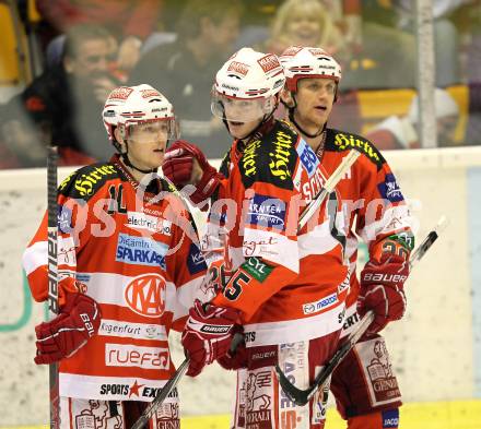 EBEL. Eishockey Bundesliga. EC KAC gegen HDD TILIA Olimpija Ljubljana. Scofield Tyler, Schellander Paul, Craig Mike (KAC). Klagenfurt, am 16.1.2011.
Foto: Kuess 

---
pressefotos, pressefotografie, kuess, qs, qspictures, sport, bild, bilder, bilddatenbank